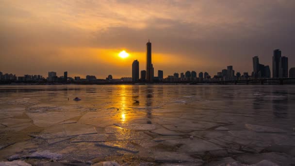 Eis Des Flusses Han Mit Untergehender Stadtlandschaft Winter Seoul Südkorea — Stockvideo