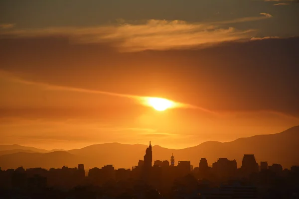 Nubes de puesta de sol increíble — Foto de Stock