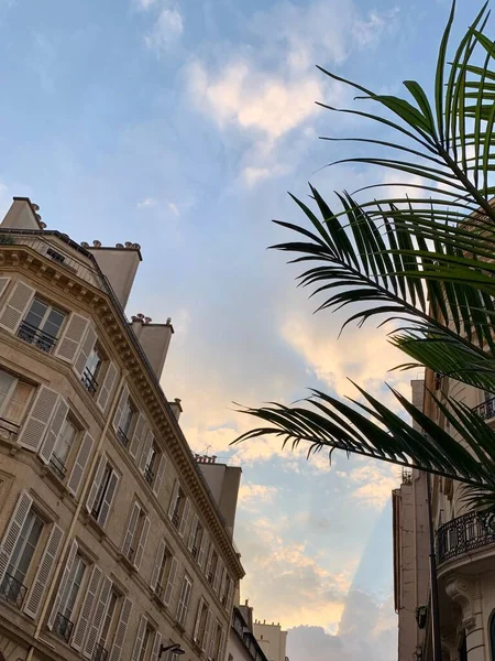 Europäische Stadtstraßen Bei Sonnenuntergang — Stockfoto