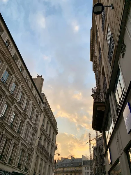 Europäische Stadtstraßen Bei Sonnenuntergang — Stockfoto