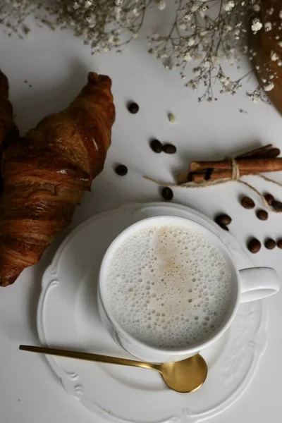 Taza Café Croissants Desayuno Una Francia —  Fotos de Stock