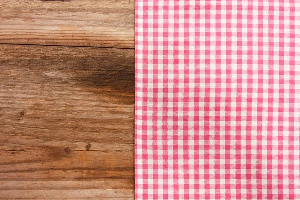 Plateau en bois avec une nappe à carreaux Photos De Stock Libres De Droits