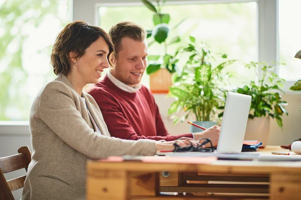 Two young people on meeting — Stock Photo, Image