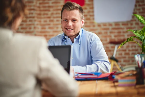 Two young people on meeting — Stock Photo, Image