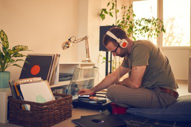 Erkek seçimi sonraki vinil kayıt  