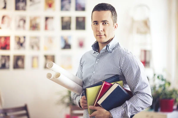 Arquitecto en oficina — Foto de Stock