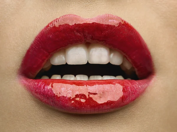 Schoonheid rode lippen make-up detail — Stockfoto