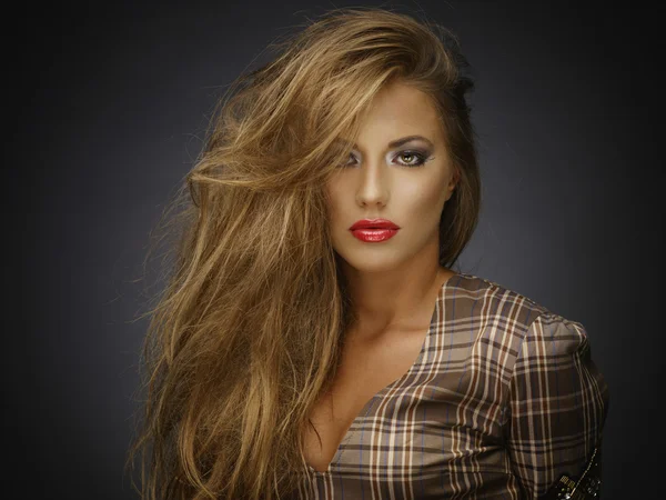 Young woman with long hair — Stock Photo, Image