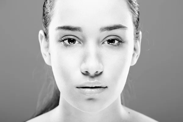 Black and white portrait of blonde girl — Stock Photo, Image