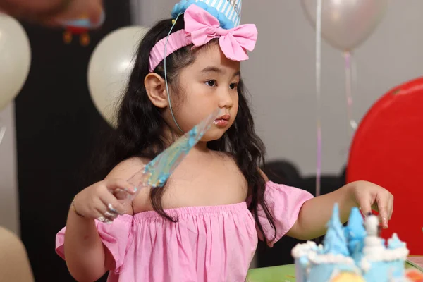 Happy Birthday Party Event Schattig Kind Vieren Verjaardagsfeestje Schattig Aziatisch — Stockfoto