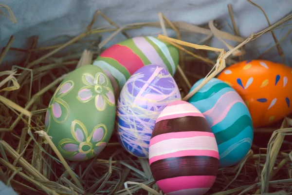 Colorful Easter Eggs Straw Nest Festival Holiday Spring Coming Easter — ストック写真