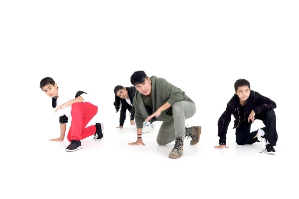 Grupo Niños Felices Estudiando Danza Estilo Moderno Aula Estudio Interior —  Fotos de Stock