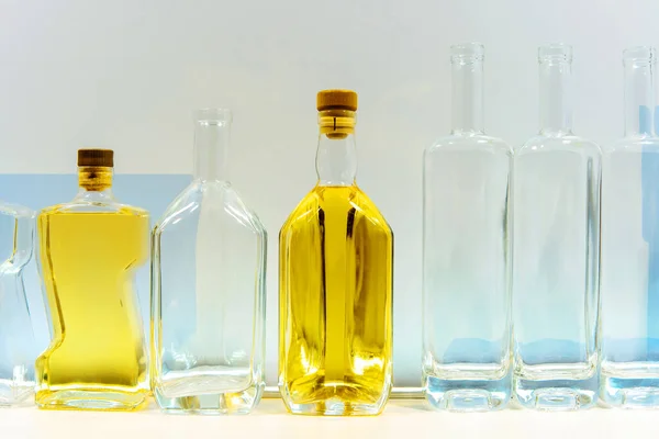 Glass Bottles Empty Alcohol Shelf Demonstration Glass Products Industrial Exhibition — Stock Photo, Image