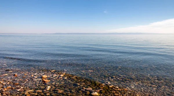 Чистая Пресная Вода Панорама Озера Байкал Летний День Пейзаж Голубой — стоковое фото