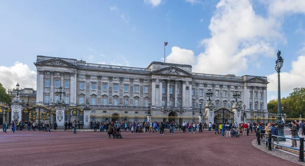 Buckingham Royal Palace Στο Λονδίνο Αγγλία Ηνωμένο Βασίλειο — Φωτογραφία Αρχείου