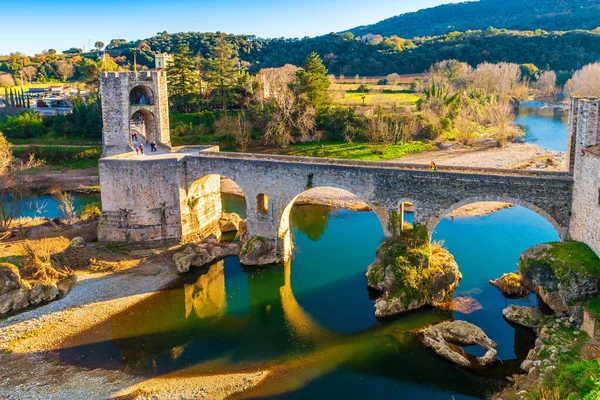 Ponte Fortificada Medieval Besalu Catalunha Espanha — Fotografia de Stock
