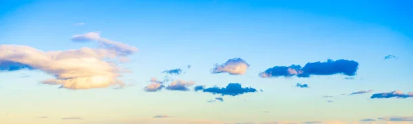 Prachtige Wolken Creëren Een Prachtige Lucht — Stockfoto