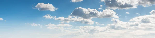 Nuvens Deslumbrantes Criando Belo Céu — Fotografia de Stock