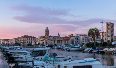 Akşamın erken saatlerinde Sete, Herault, Occitanie, Fransa