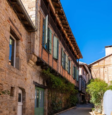 Puycelsi 'nin ortaçağ köyünde, Tarn Bölgesi, Occitanie Bölgesi, Fransa