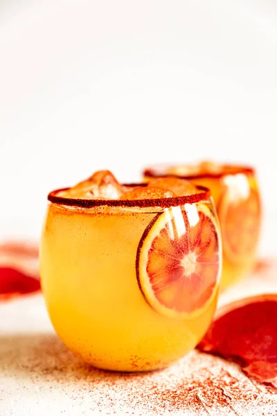 Cocktail Margarita Orange Sanguine Dans Verre Ancienne Avec Paprika Fumé — Photo
