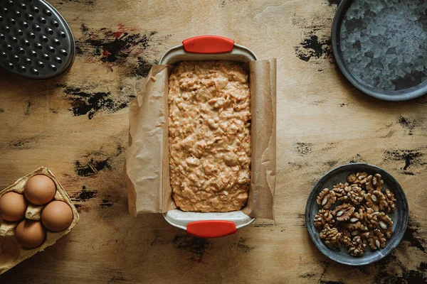 Receta Pastel Nuez Zanahoria Manzana Masa Forma Hornear — Foto de Stock