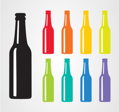 bira şişeleri kümesi