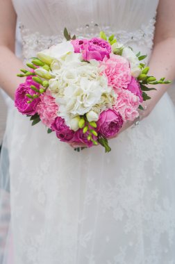 Gelin ve düğün buketi