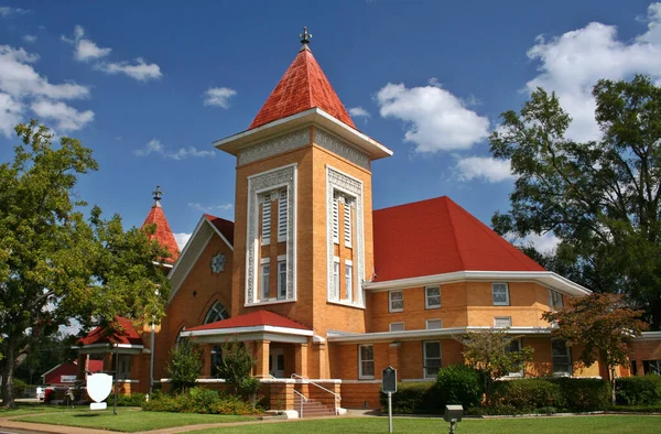 Small Rural Church Blue Sky Trees — Stock Photo, Image