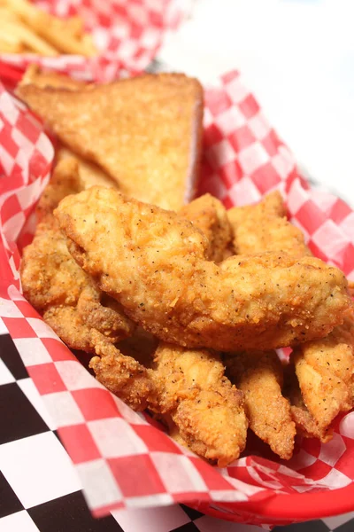 Tenders Pollo Con Tostadas Restaurante Retro Mesa —  Fotos de Stock