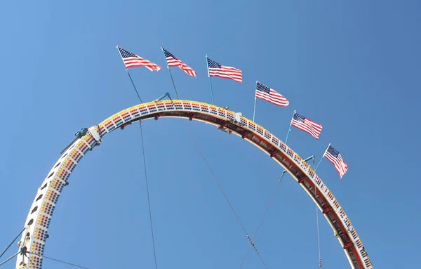 County Fair Carnival Rides American Flags County Fair — Stock Photo, Image