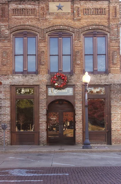 Downtown Historyczny Bar Christmas Wreath — Zdjęcie stockowe