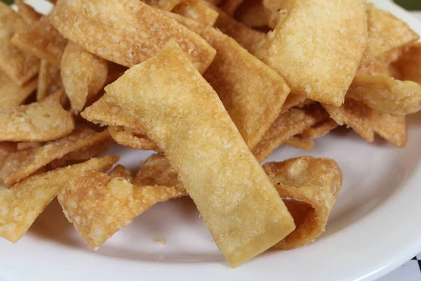 Chips Fritos Chinos Wonton Snack Servidos Restaurante Asiático — Foto de Stock