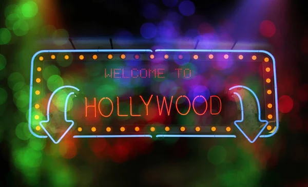 Welkom Bij Hollywood Neon Sign Met Pijlen — Stockfoto