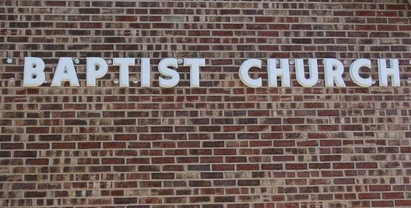 Brick Wall Baptist Church Sign — Stock Photo, Image