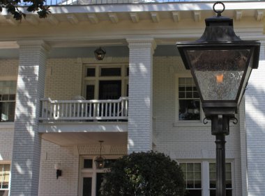 Teksas kırsalında tarihi Koloni Stili Konağı