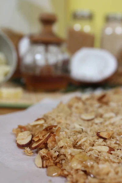 Kokos Granola Sušeným Ananasem Mandlemi — Stock fotografie