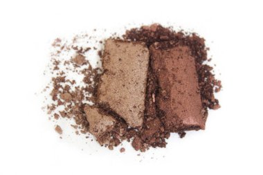 Kırık Bronzlaştırıcı ya da Beyaz Arkaplanda Göz Gölgesi İkili