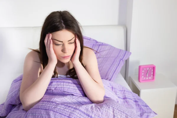 Svegliarsi la mattina è così stressante per lei . — Foto Stock