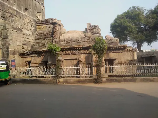 Stara Hinduska Świątynia Nilakanth Dham Poich Gujarat India — Zdjęcie stockowe