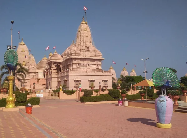 Templo Hindú Nilakanth Dham Poich Gujarat India — Foto de Stock