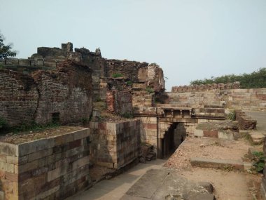 Pavagad 'dan eski saray Champaner Gujarat Hindistan