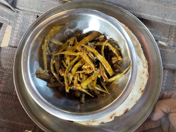 インドの村の貧しい食べ物 — ストック写真
