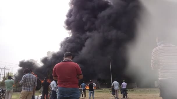 Vadodara Gujarat Maio 2021 Incêndio Indústria Indiana — Vídeo de Stock