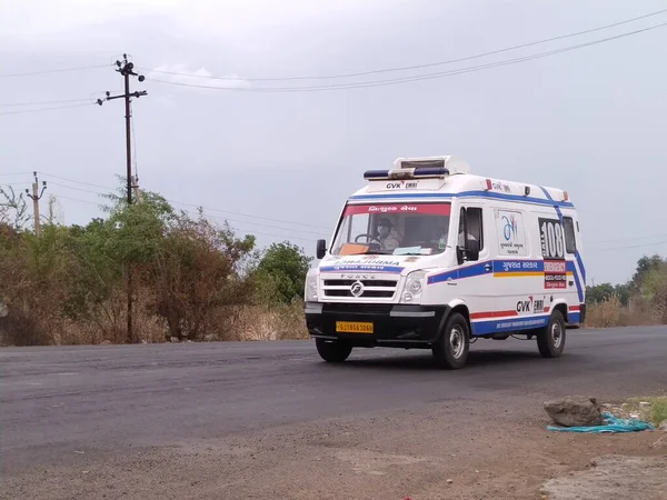 Vadodara Gujarat Maio 2021 Ambulância Emergência Gujarat — Fotografia de Stock
