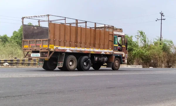 Vadodara Gujarat Mei 2021 Indiaanse Weg Vrachtwagen — Stockfoto