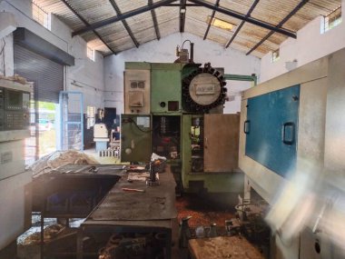 Sanayi fabrikası ve makinesi