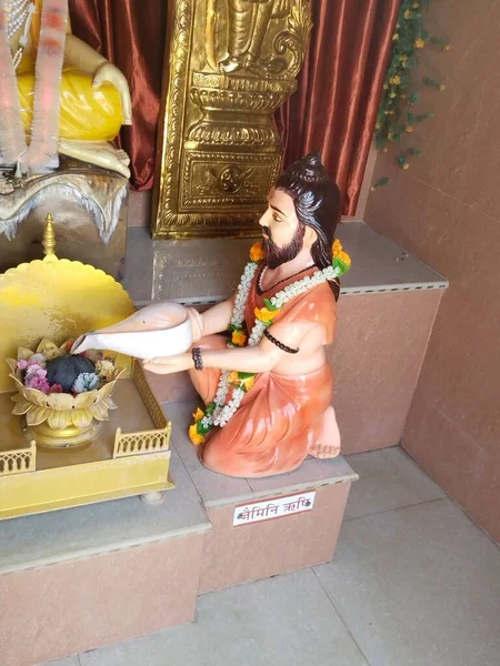 Hindu god statue Krishna