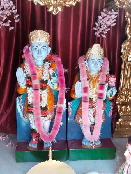 Индуистская Статуя Бога Радхи Кришны — стоковое фото