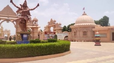 Nilkanth dham poicha Gujarat Hindistan 'dan Swaminarayan tapınağı